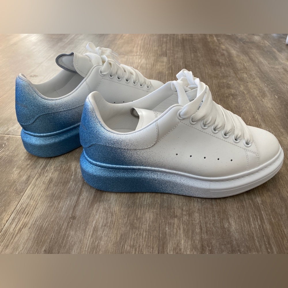 Alexander McQueen Sneakers 8.5 pastel blue glitter